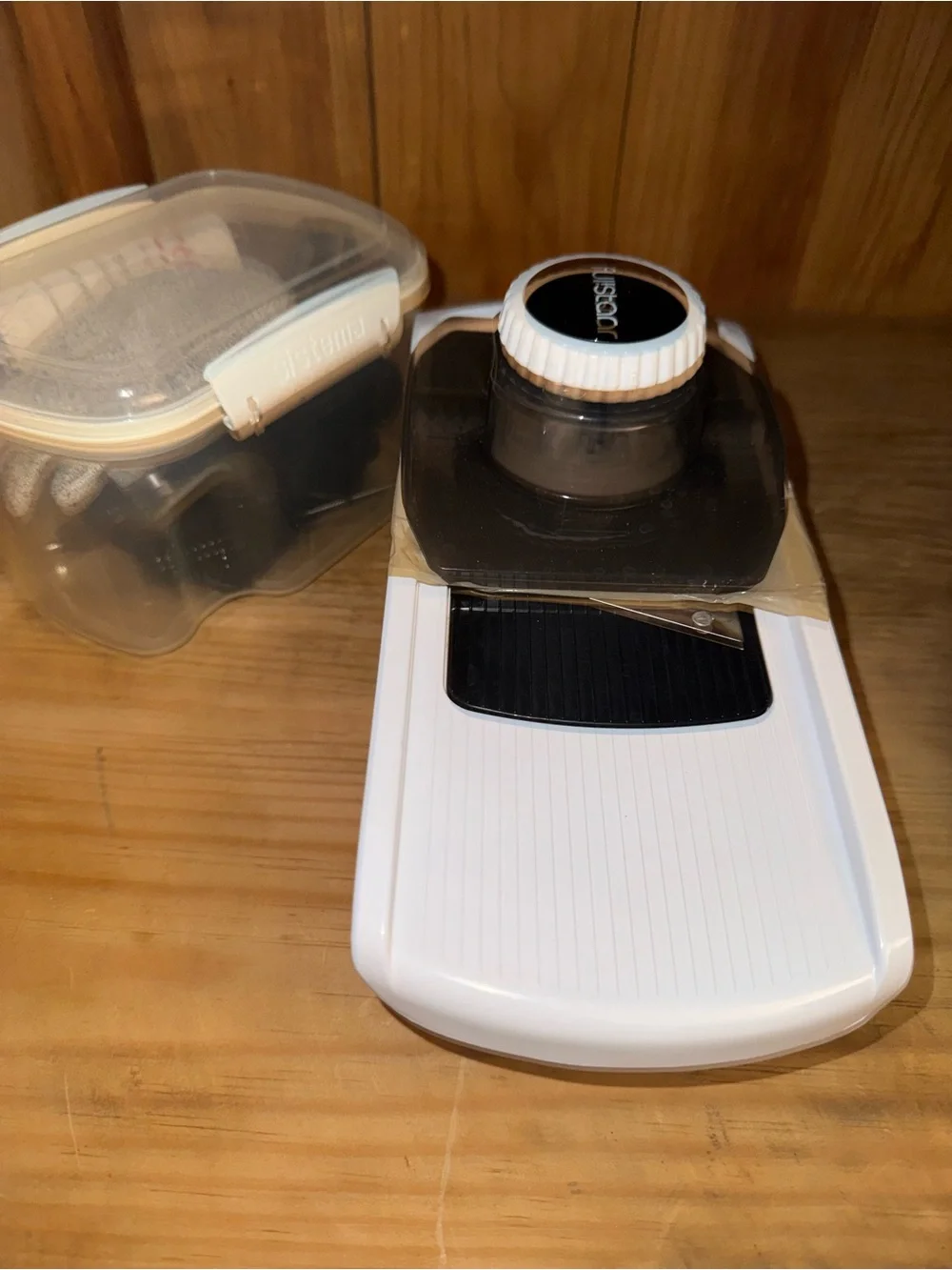 Fullstar Pro Mandoline Vegetable Slicer, Grater & Spiralizer with Container